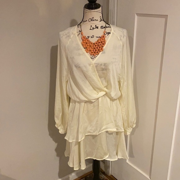 glam Dresses & Skirts - Glam Dress Size Medium NWT